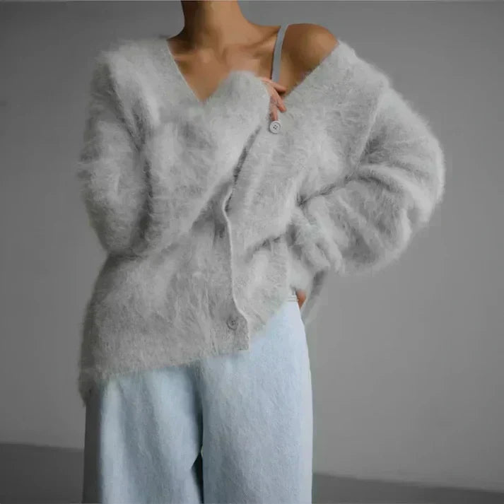 Alice | Cosy Oversized Fluffy V-Neck Cardigan