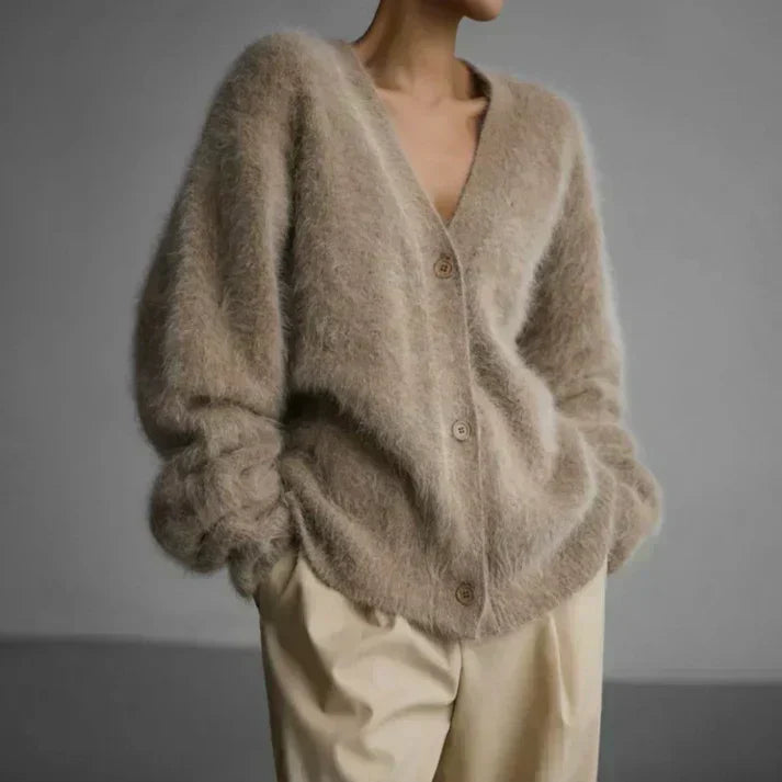 Alice | Cosy Oversized Fluffy V-Neck Cardigan
