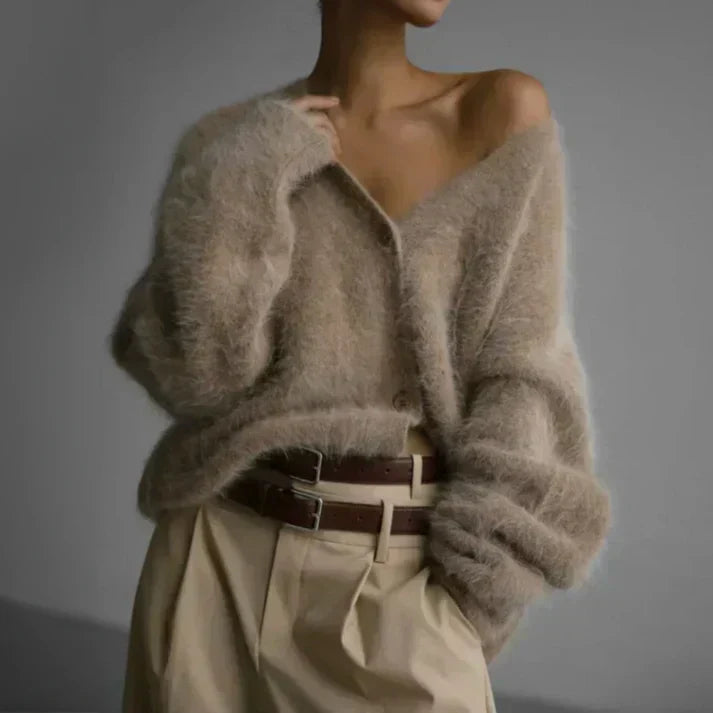 Alice | Cosy Oversized Fluffy V-Neck Cardigan