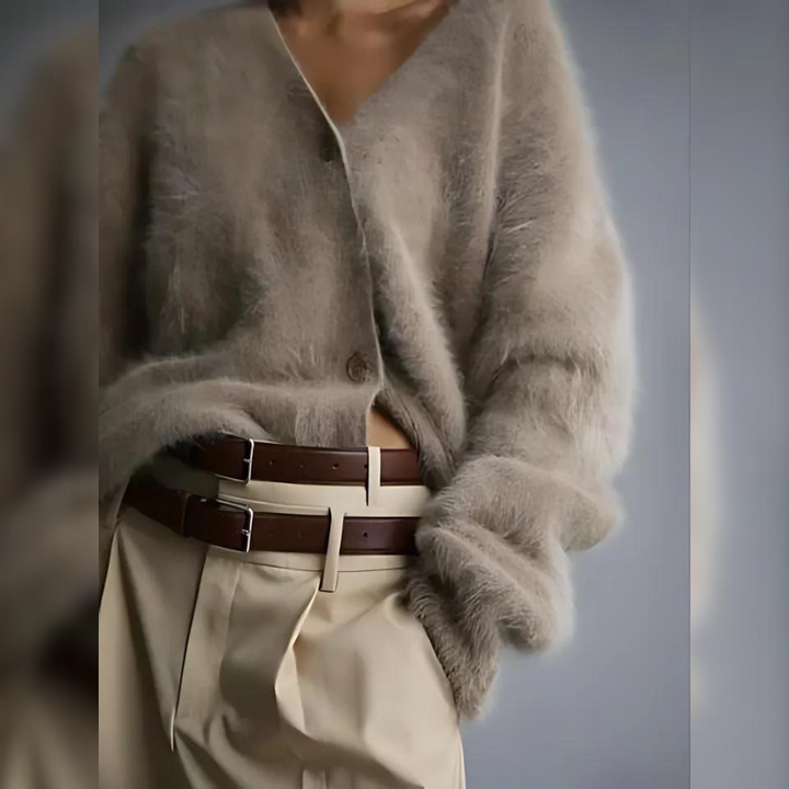 Alice | Cosy Oversized Fluffy V-Neck Cardigan