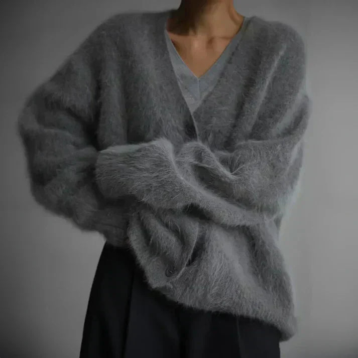 Alice | Cosy Oversized Fluffy V-Neck Cardigan