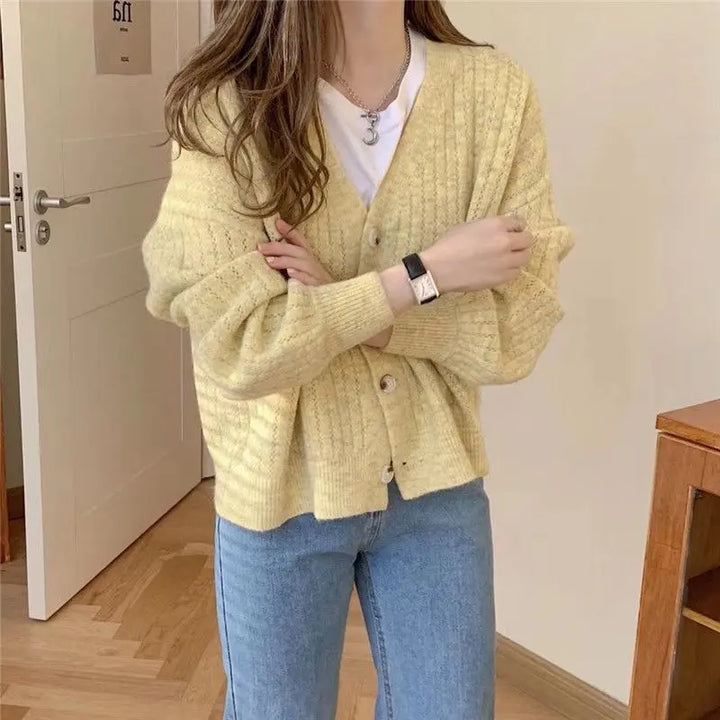 Arabella | Ribbed V-Neck Button Front Cardigan