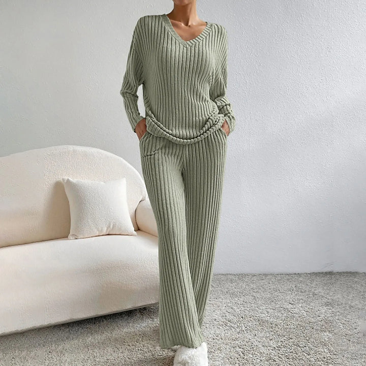 Darcie | Classic Ribbed V-Neck Wide Leg Lounge Set