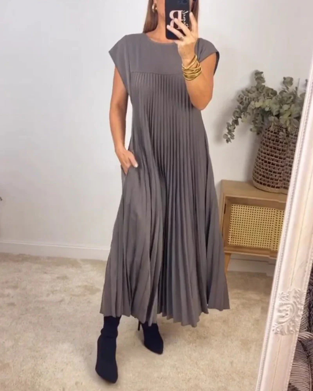 Elena | Elegant Pleated Black Tie Dress Maxi