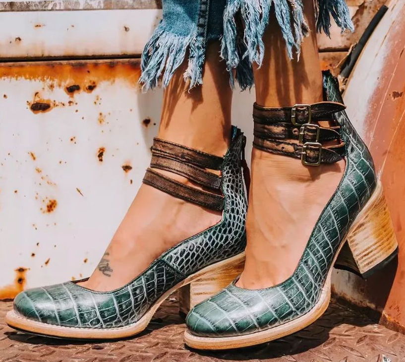 Ellie | Refined Cut-Out Block Heel Ankle Boots