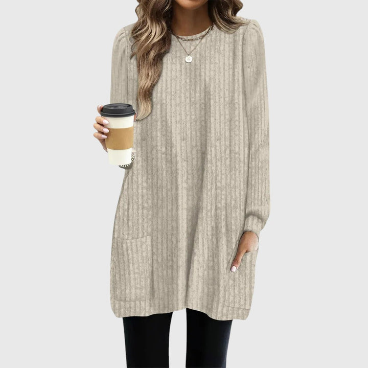 Evelyn | Elegant Ribbed Longline Knitted Jumper with Pockets
