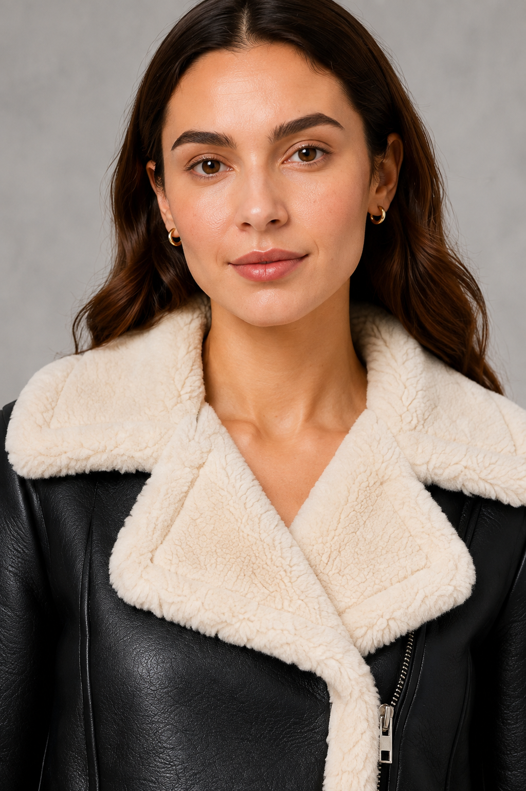 Evelyn | Sophisticated Shearling Collar Cropped Fur Jacket