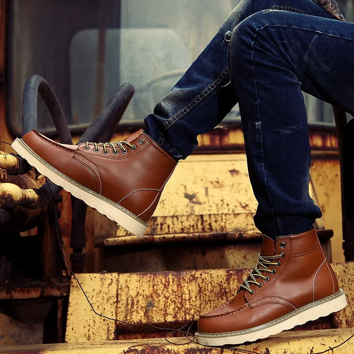 George | Classic Moc Toe Lace Up Mens Winter Boots