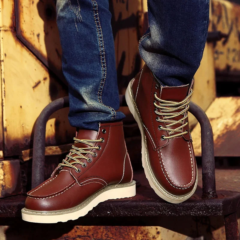 George | Classic Moc Toe Lace Up Mens Winter Boots