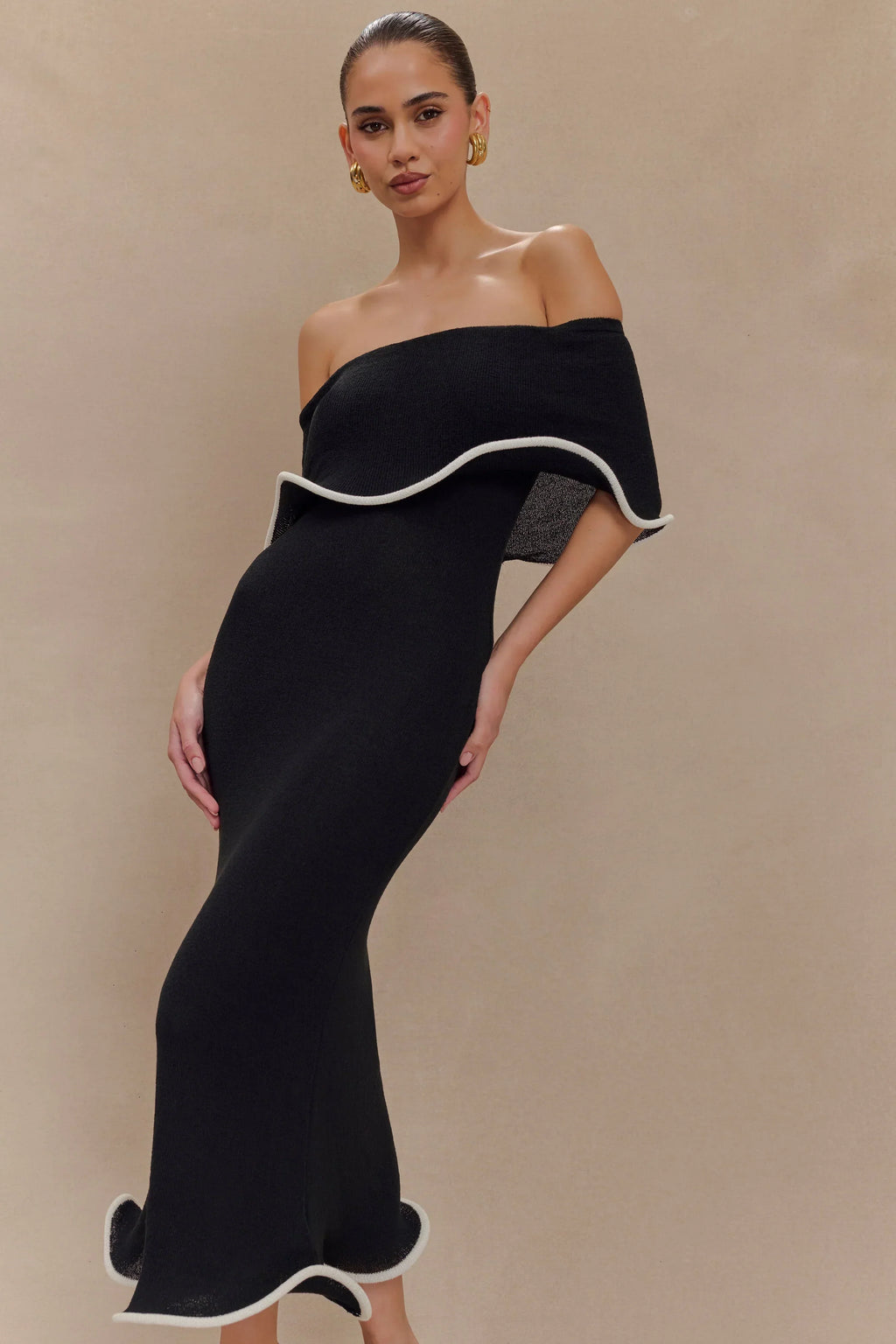 Hazel | Relaxed Off-Shoulder Ribbed Knit Jumper Dress