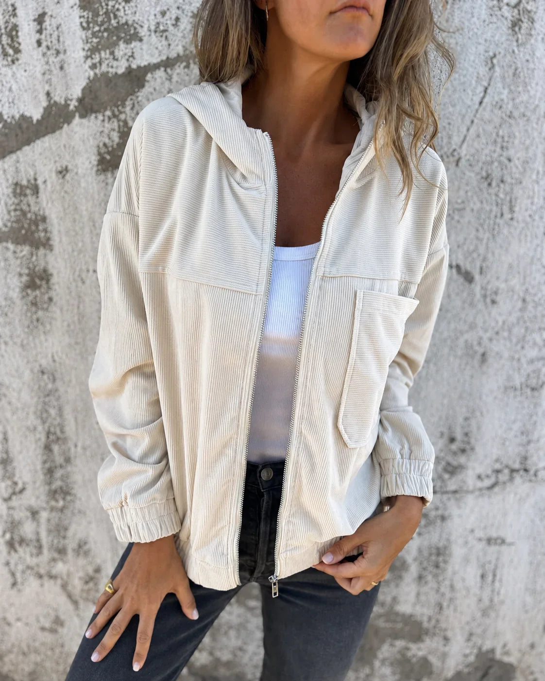Isla | Chic Ribbed Full-Zip Hoodie Jacket with Patch Pocket