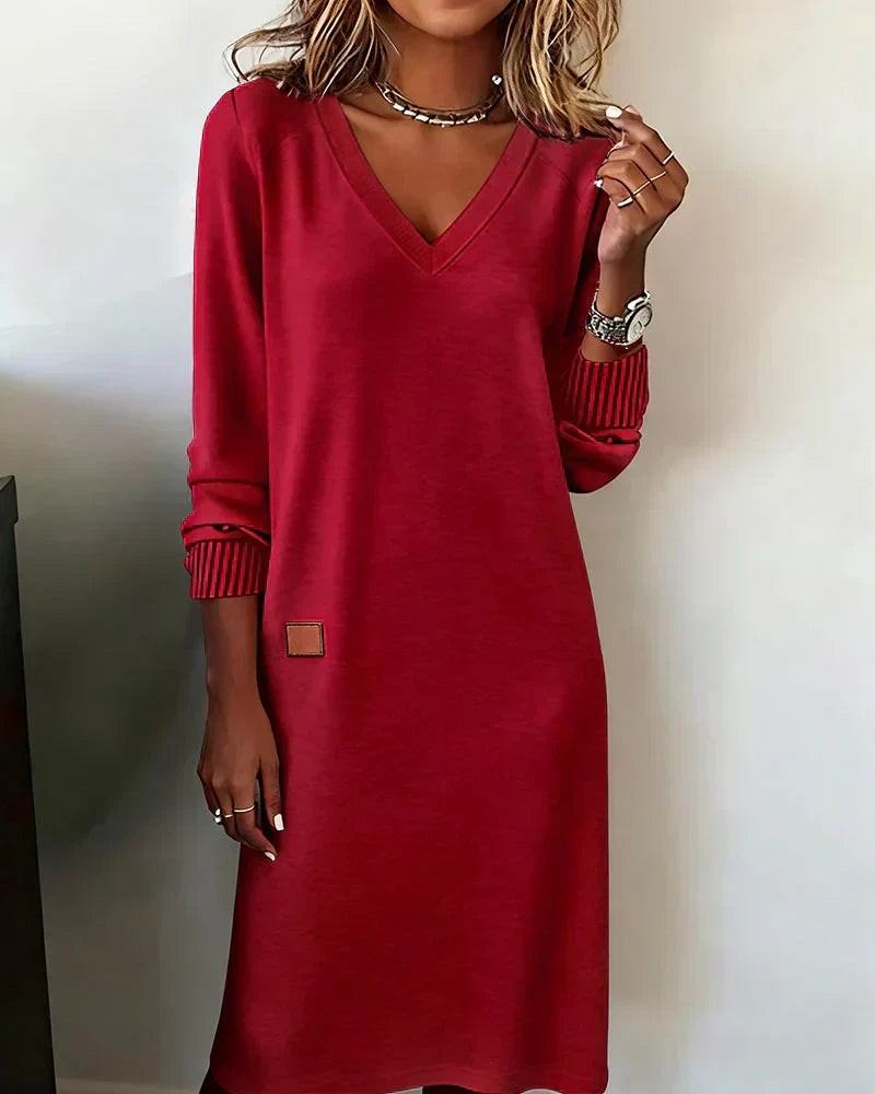 Ivy | Timeless V-Neck Long Sleeve Jumper Dress