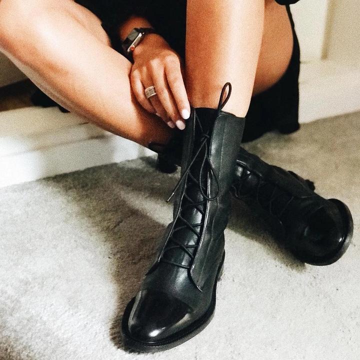 Lola | Elegant Lace-Up Cap Toe Ankle Boots