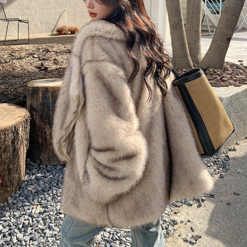 Mabel | Elegant Oversized Lapel Winter Coat