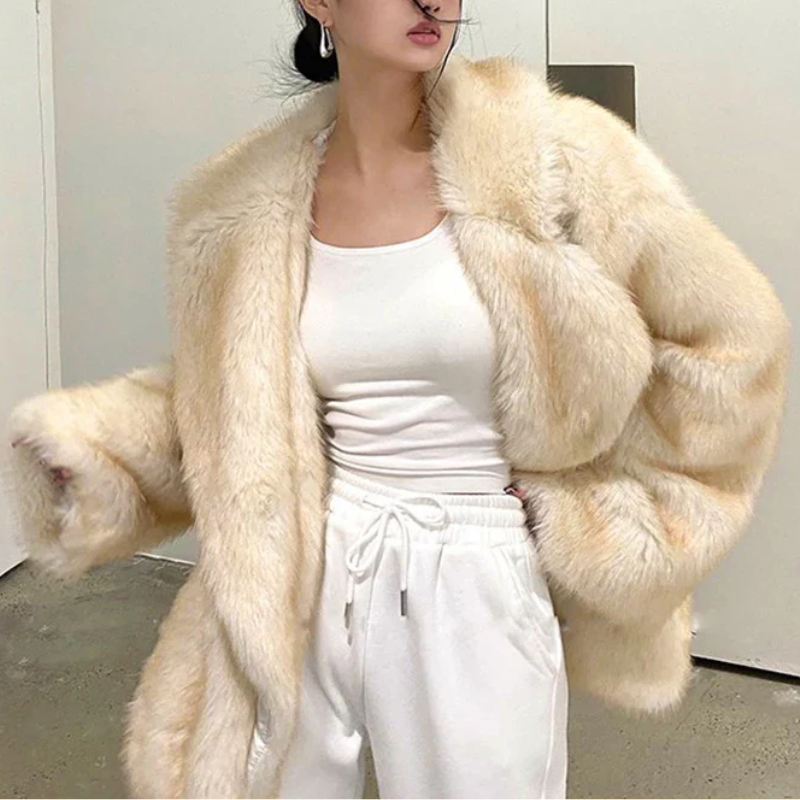 Mabel | Elegant Oversized Lapel Winter Coat