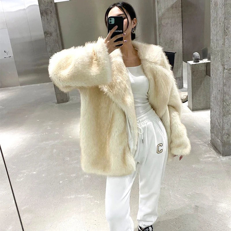 Mabel | Elegant Oversized Lapel Winter Coat