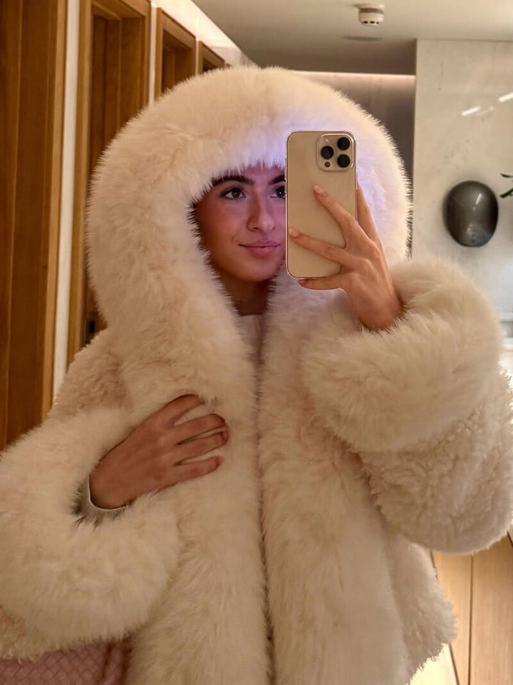 Poppy | Classic Oversized Hooded Fur Jacket