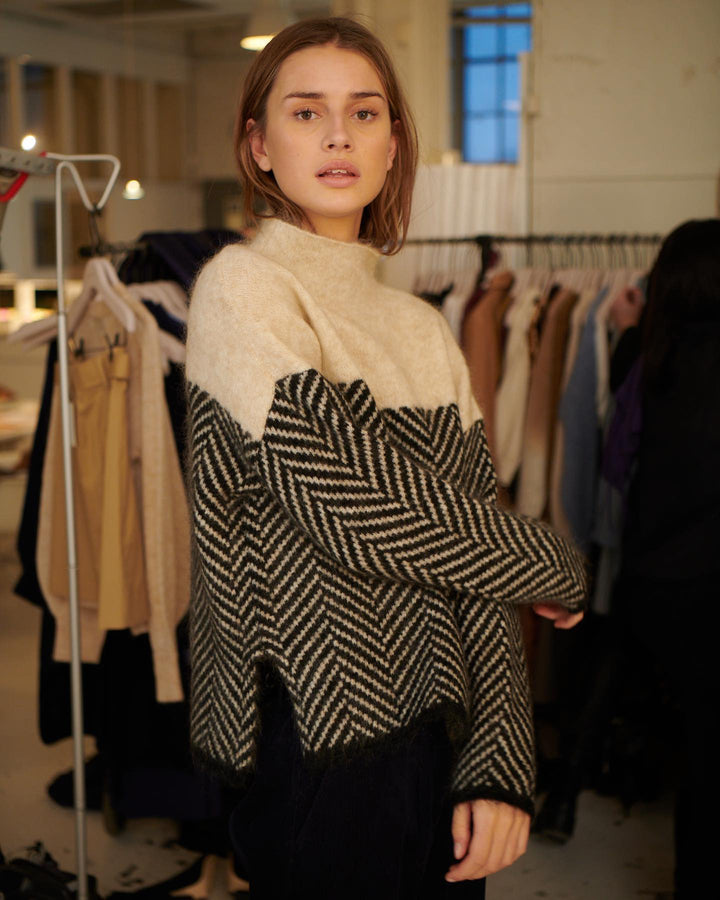 Rose | Elegant Herringbone Oversized Roll Neck Jumper