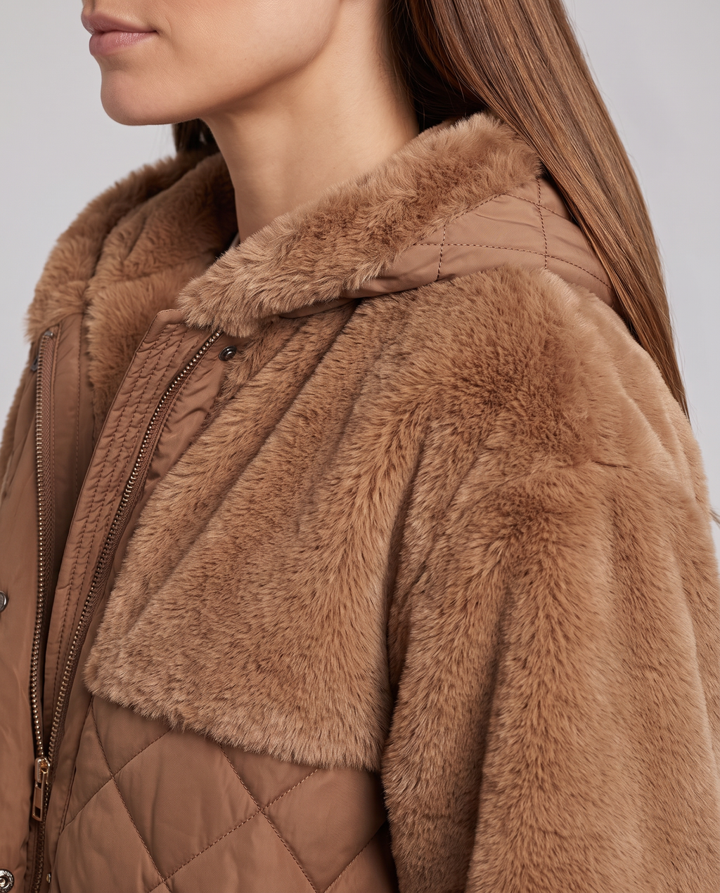 Scarlett | Timeless Hooded Fur Jacket with Ribbed Sleeves
