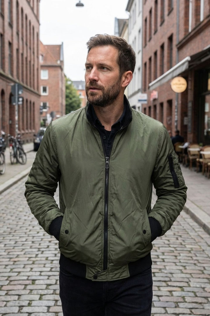 Yahya | Refined Ribbed Collar Zip-Up Bomber Jacket
